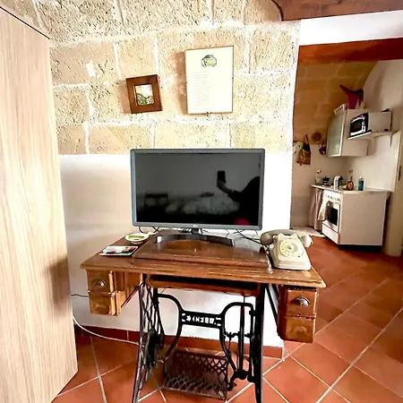 Patanella Wine *